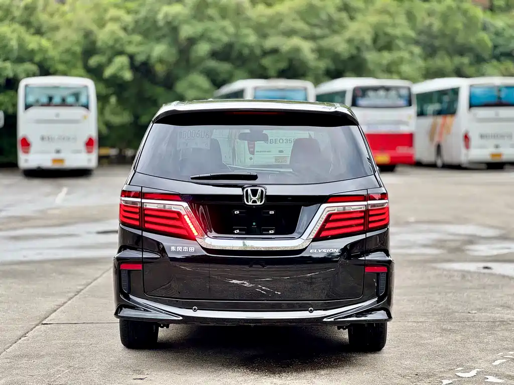 Honda Elysion — миниатюра 6