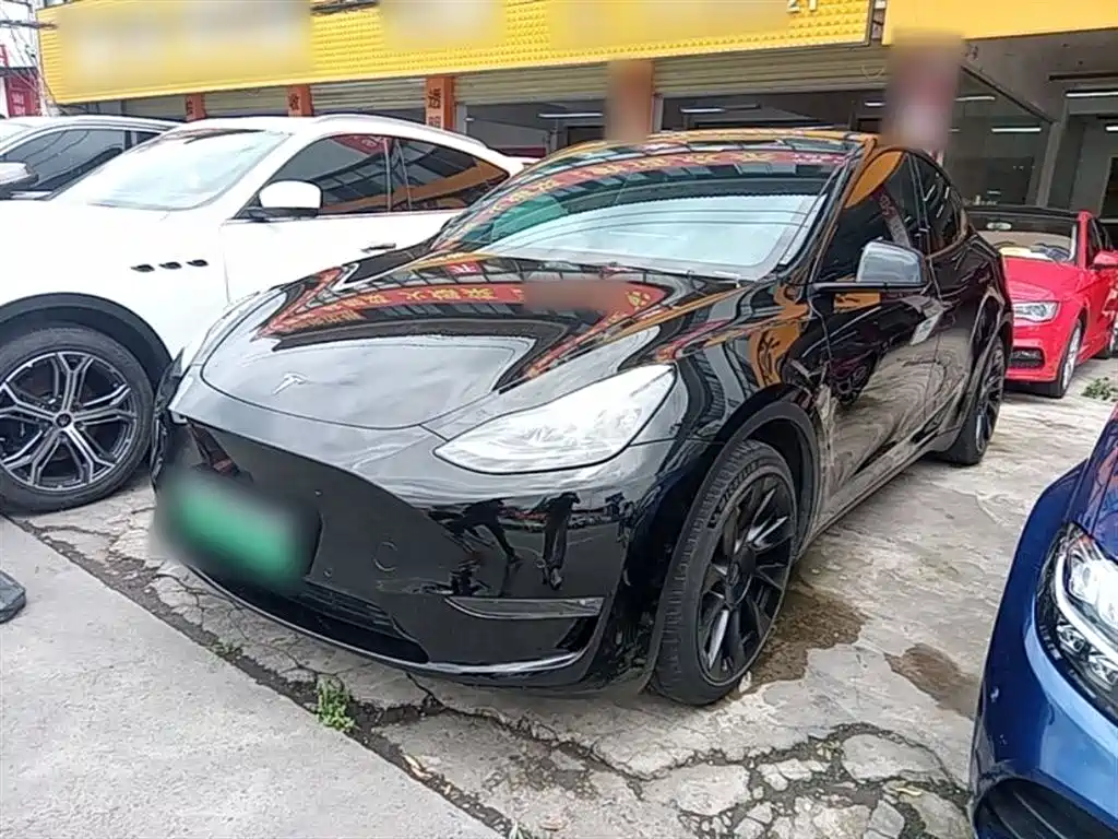 Tesla Model Y 2022