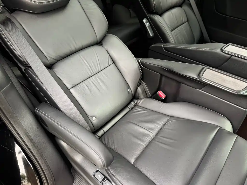 Honda Elysion — миниатюра 25