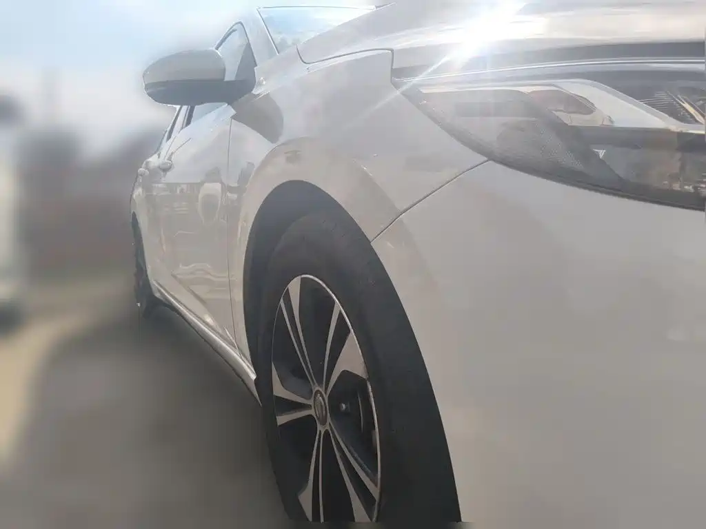 Nissan Sylphy — миниатюра 3