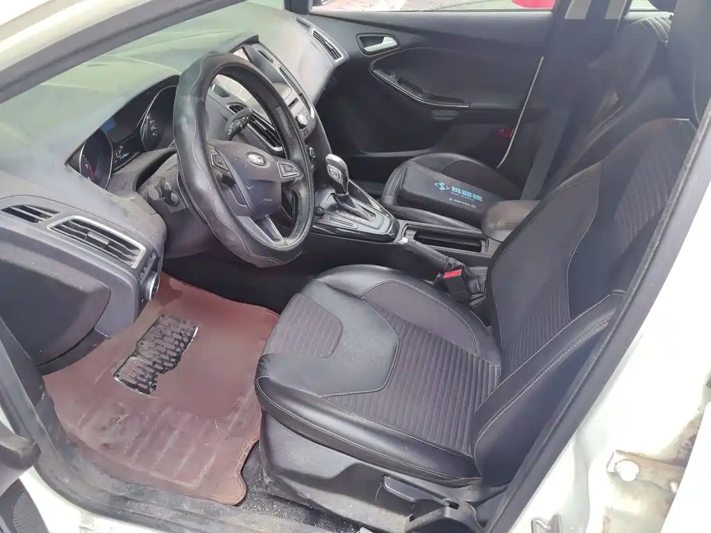 Ford Focus — миниатюра 11