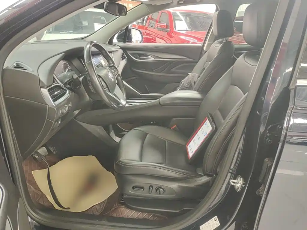 Buick Enclave — миниатюра 15