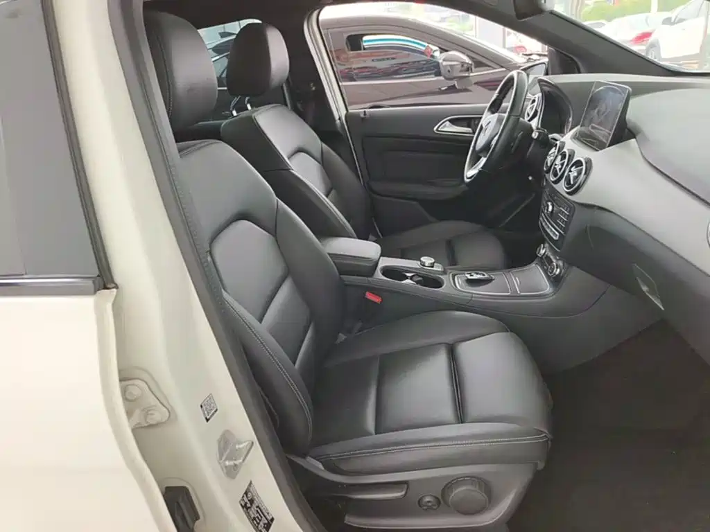 Mercedes-Benz B-Class — миниатюра 25