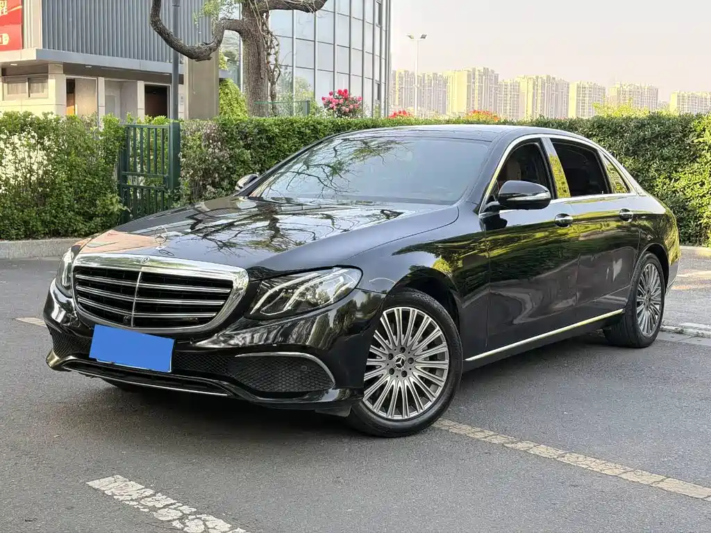 Mercedes-Benz E-Class 2020