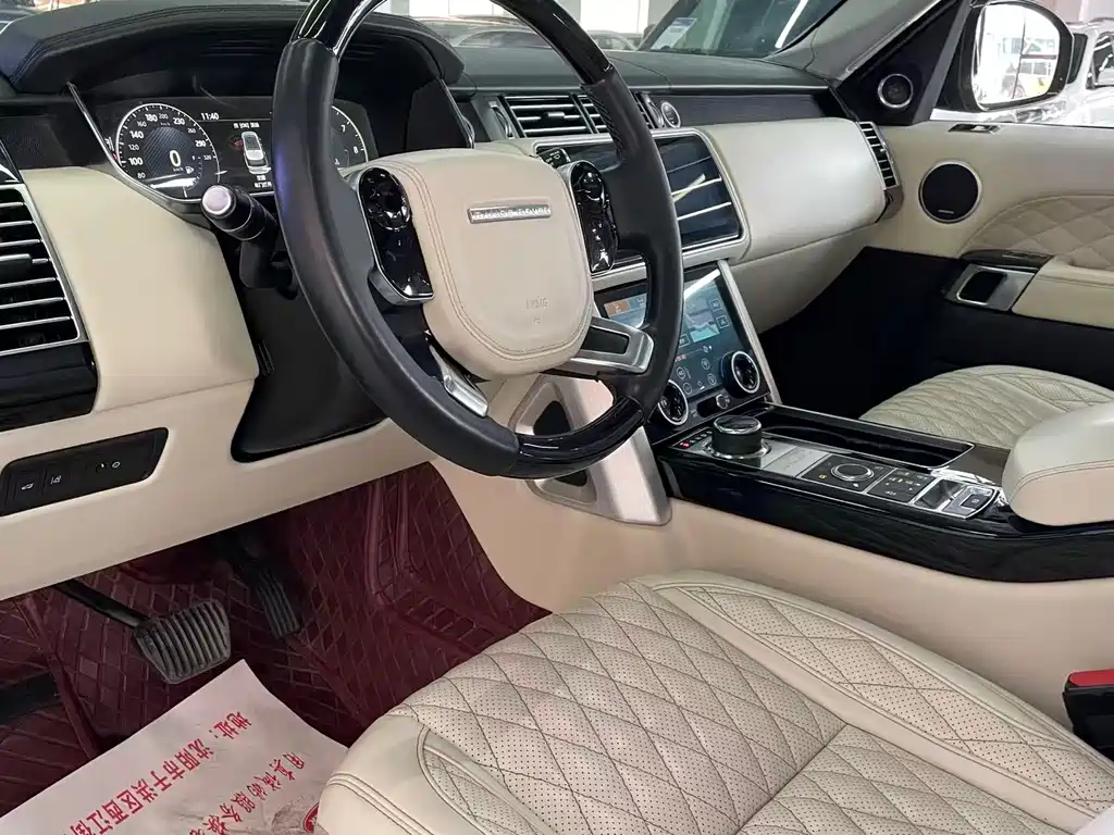 LAND ROVER RANGE ROVER