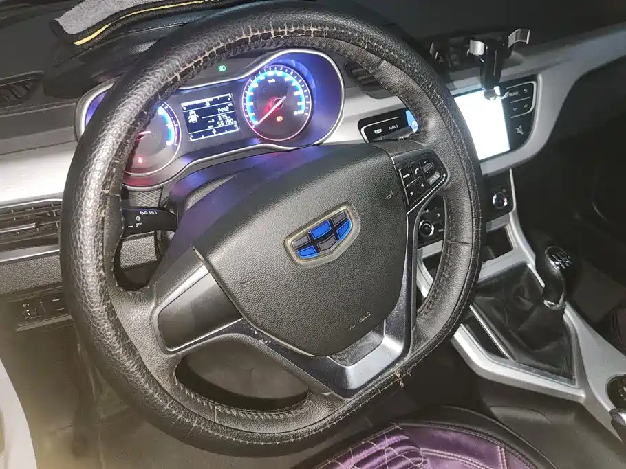 Geely Vision — миниатюра 15