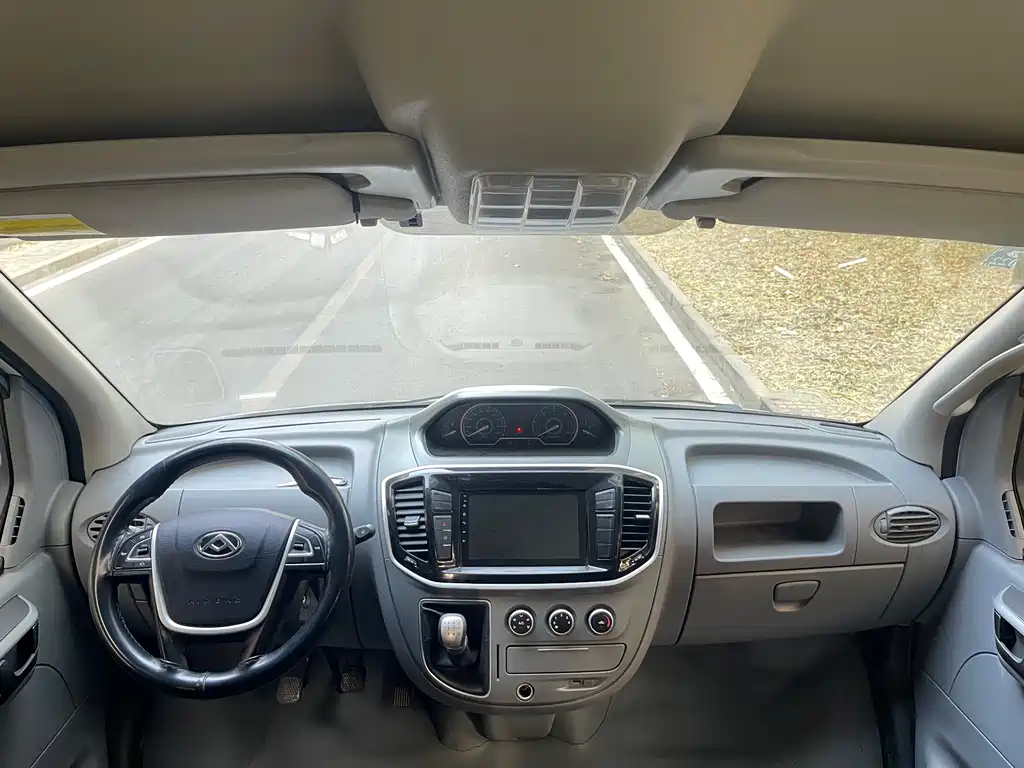 SAIC MAXUS XINTU V80