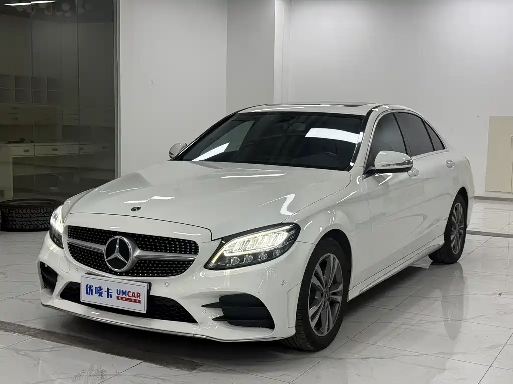 Mercedes-Benz C-Class 2020