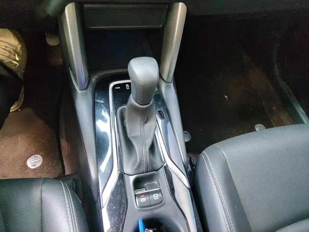 Toyota Frontlander — миниатюра 7