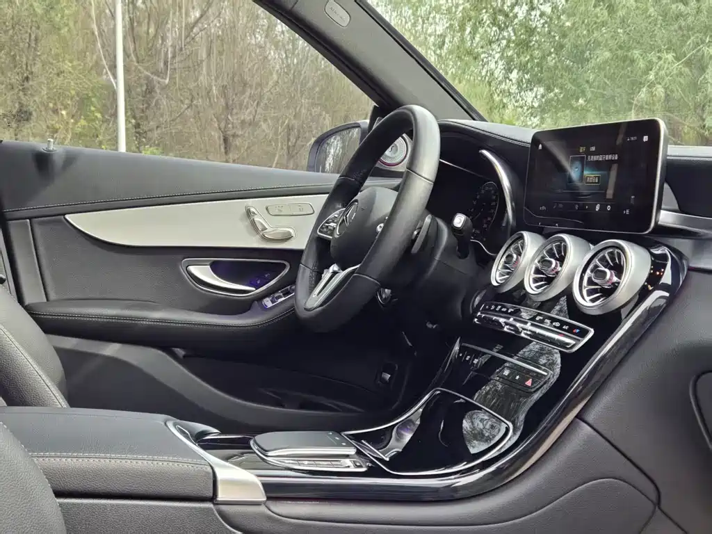 Mercedes-Benz GLC 2022 GLC 260 L 4MATIC