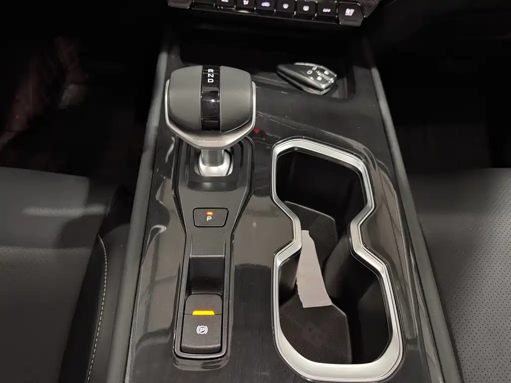 Changan CS75 — миниатюра 13