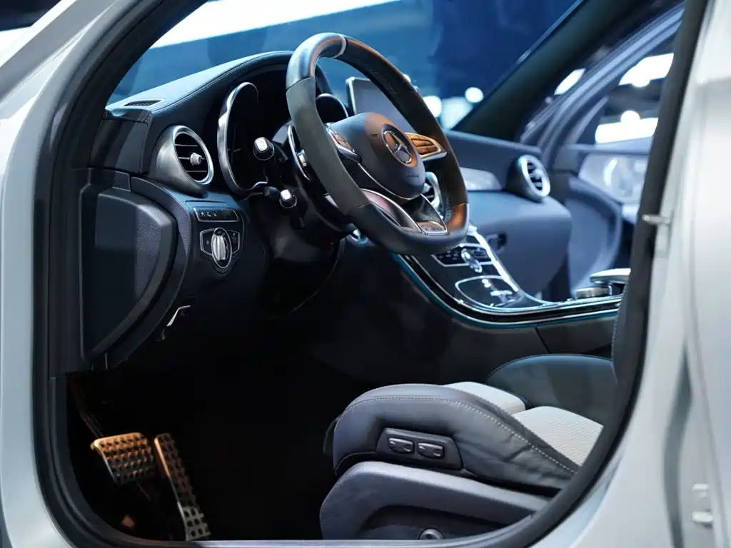 Mercedes-Benz C-Class AMG — миниатюра 16