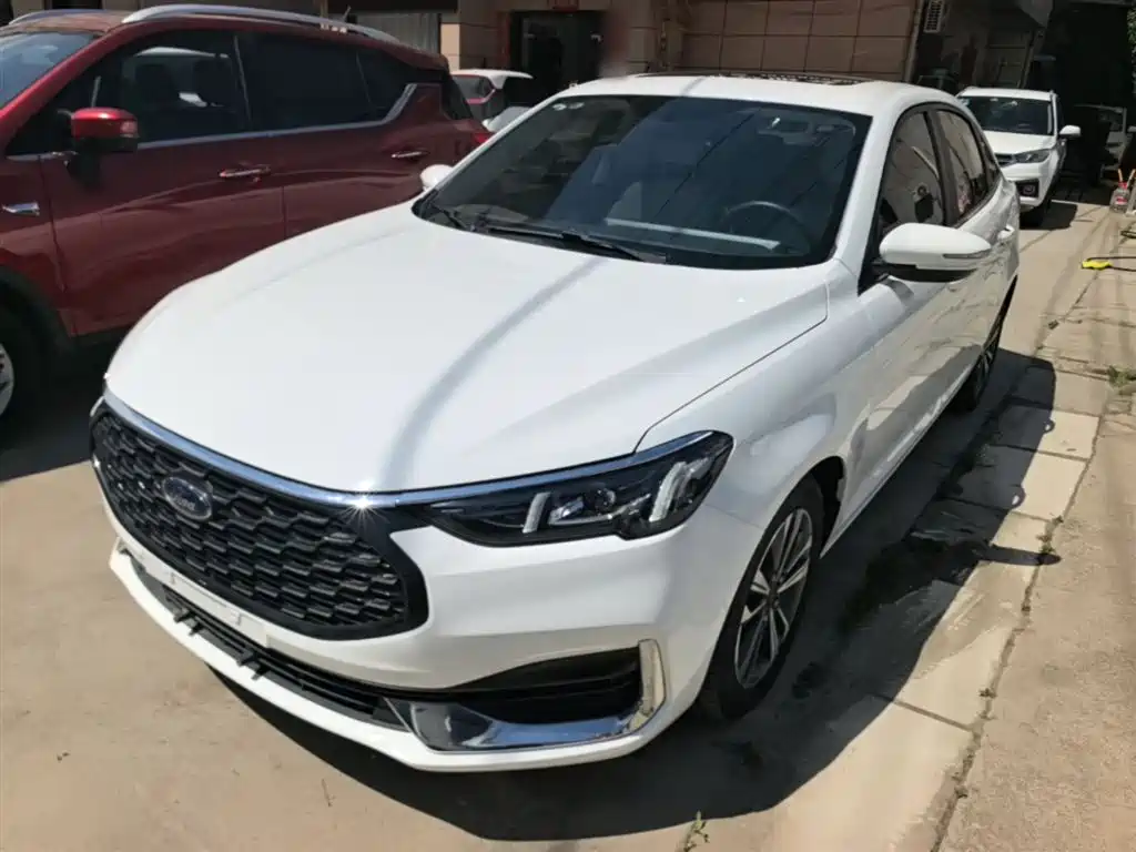 Ford Escort 2021