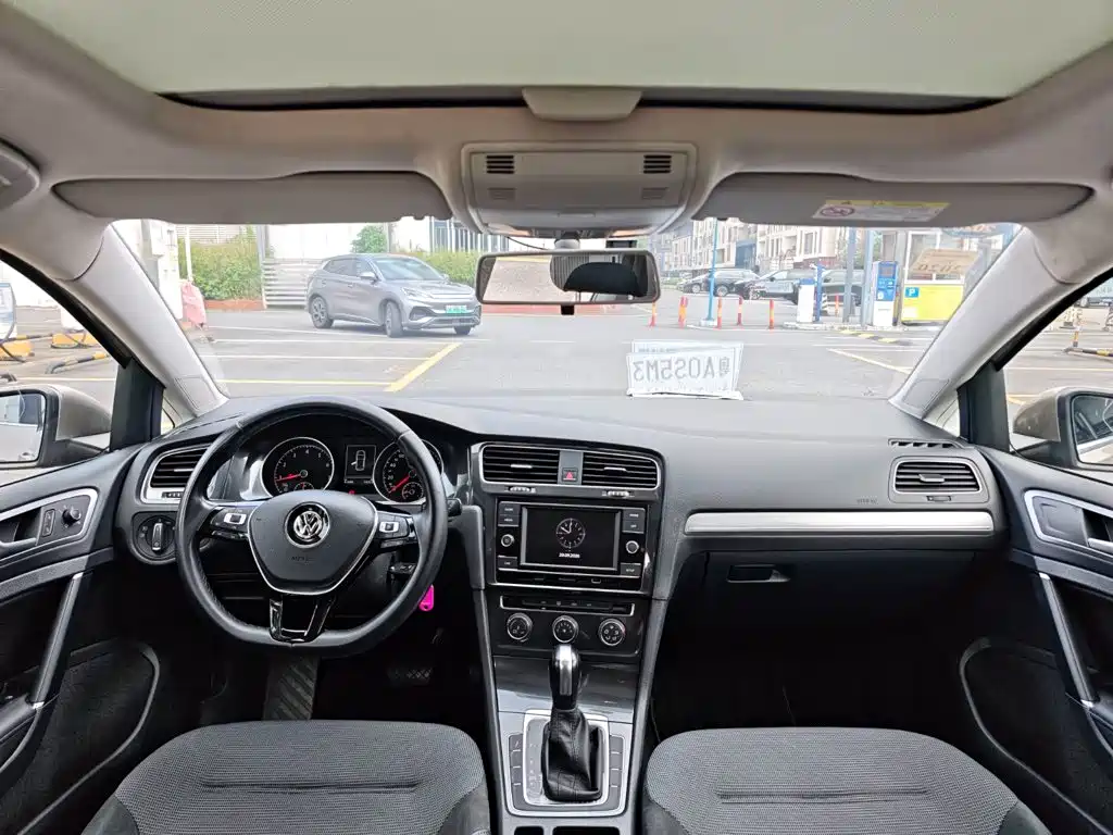 Volkswagen Golf — миниатюра 19