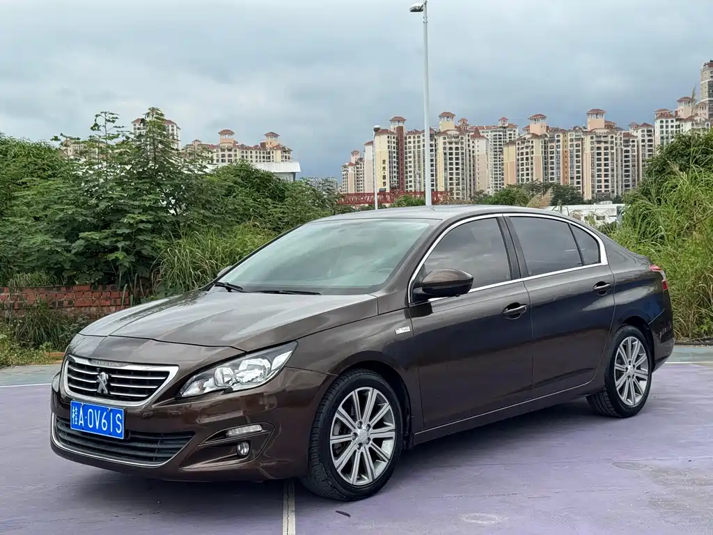 Peugeot 408 2016