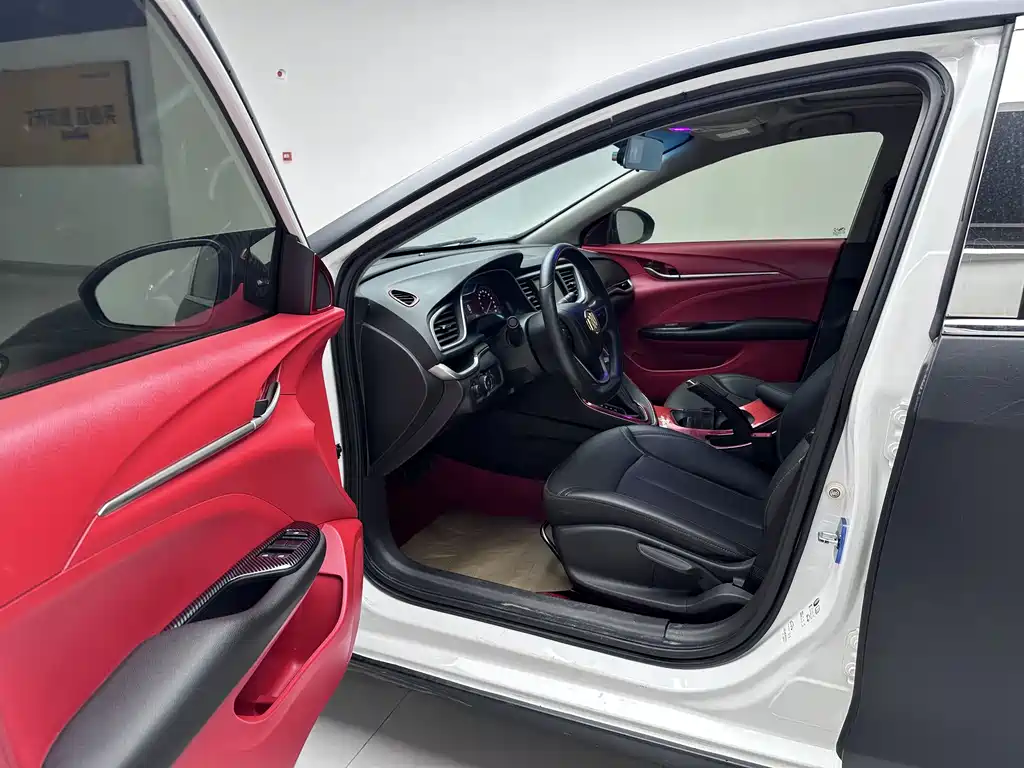 Buick Excelle 2021 1.5L AT Elite