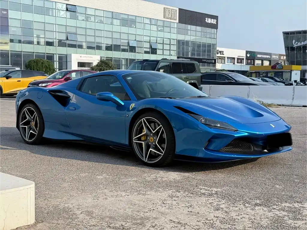 Ferrari F8 — миниатюра 4