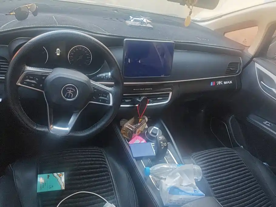 BYD MAX — миниатюра 12