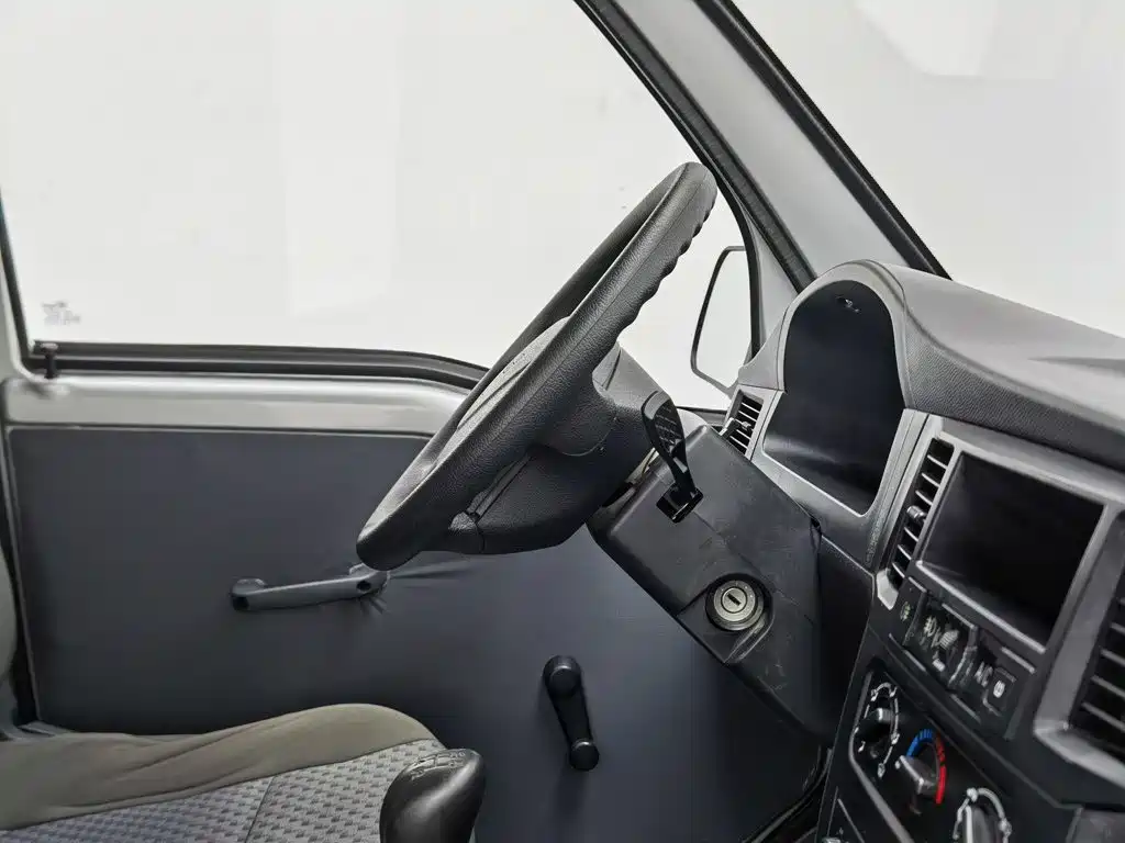 Wuling Zhiguang — миниатюра 22