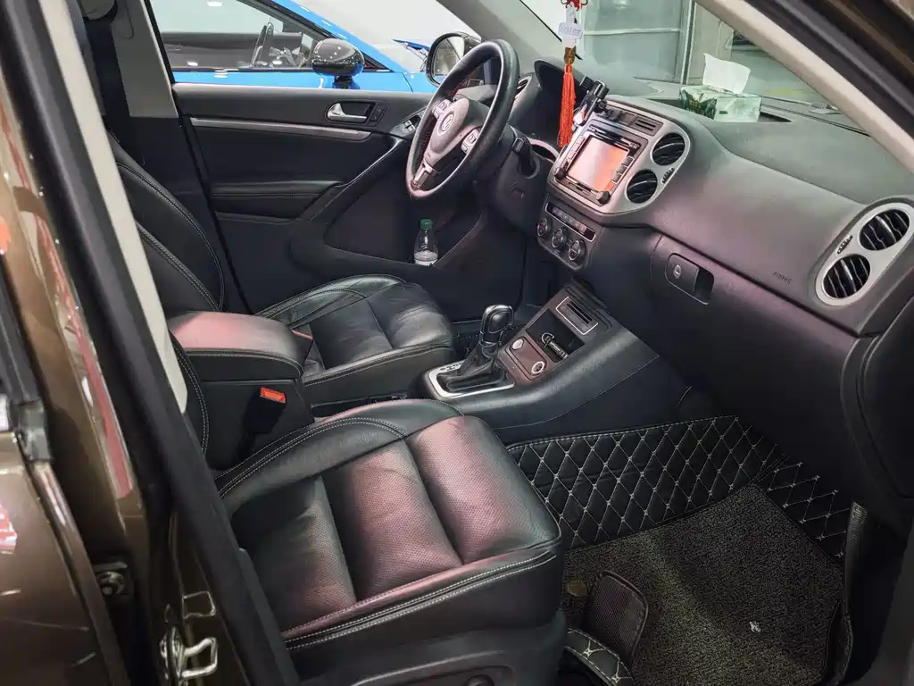 Volkswagen Tiguan — миниатюра 8