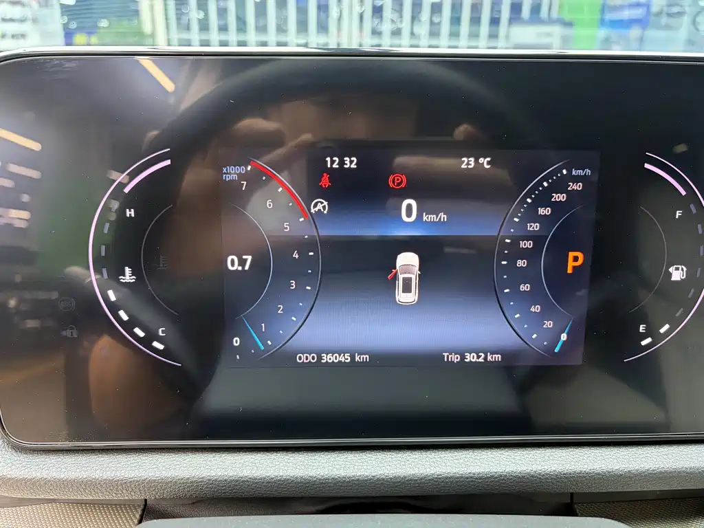 Ford Equator Sport — миниатюра 13