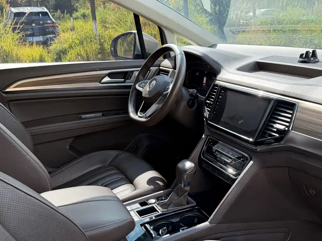 Volkswagen Viloran — миниатюра 9