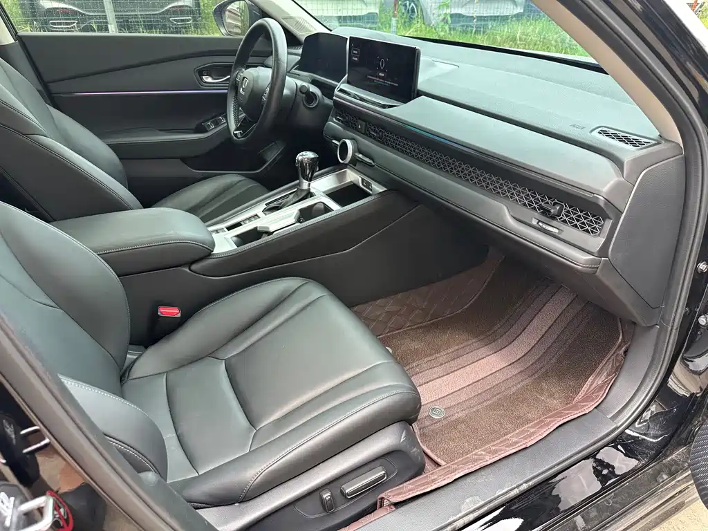 Honda Accord — миниатюра 16