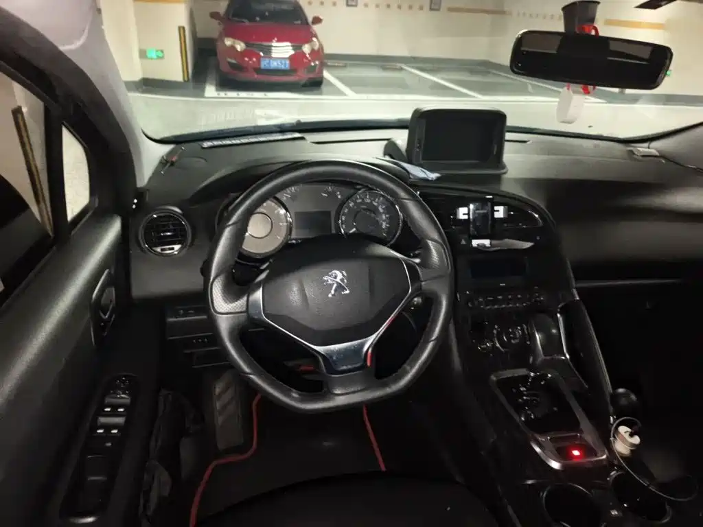 Peugeot 3008 — миниатюра 3