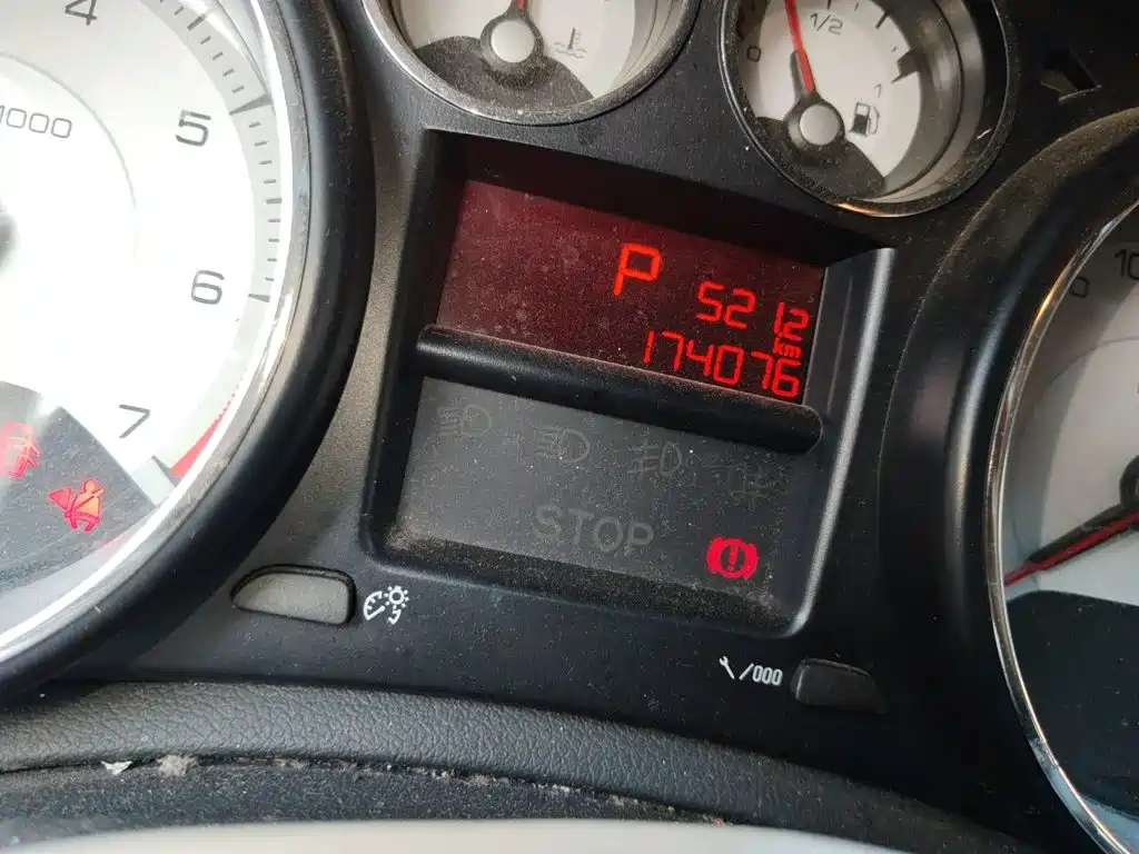 Peugeot 308 — миниатюра 5