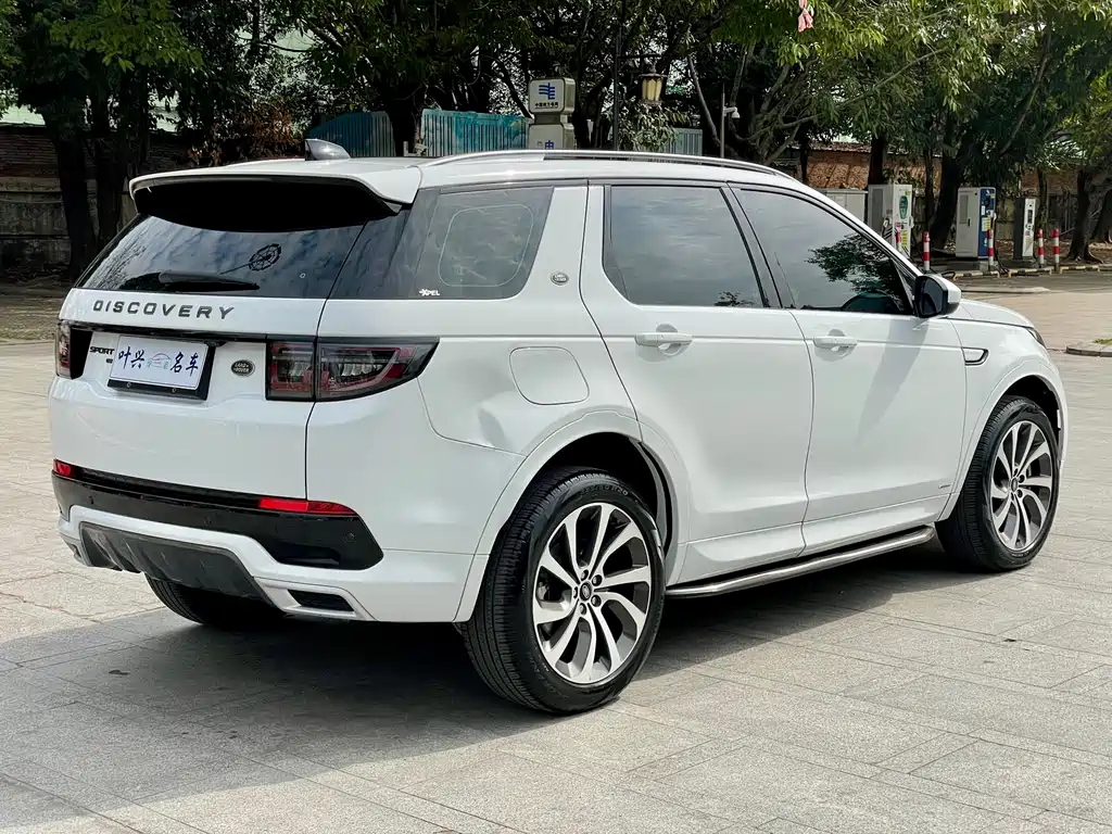 LAND ROVER DISCOVER SPORTS