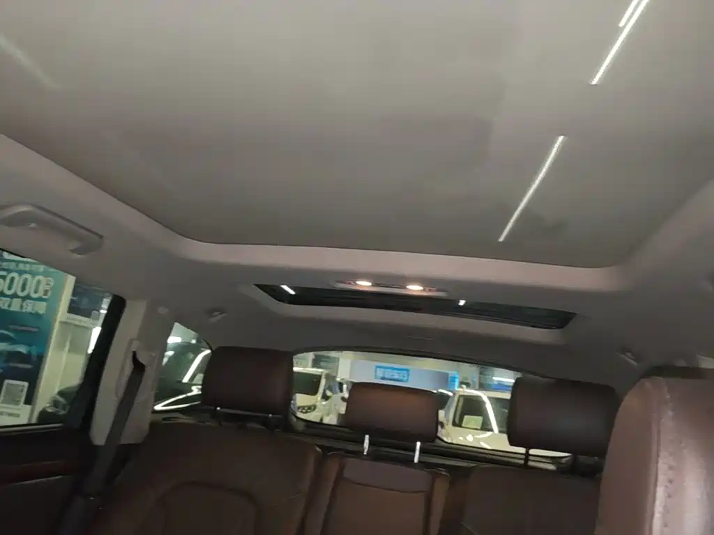 Audi Q7 — миниатюра 18