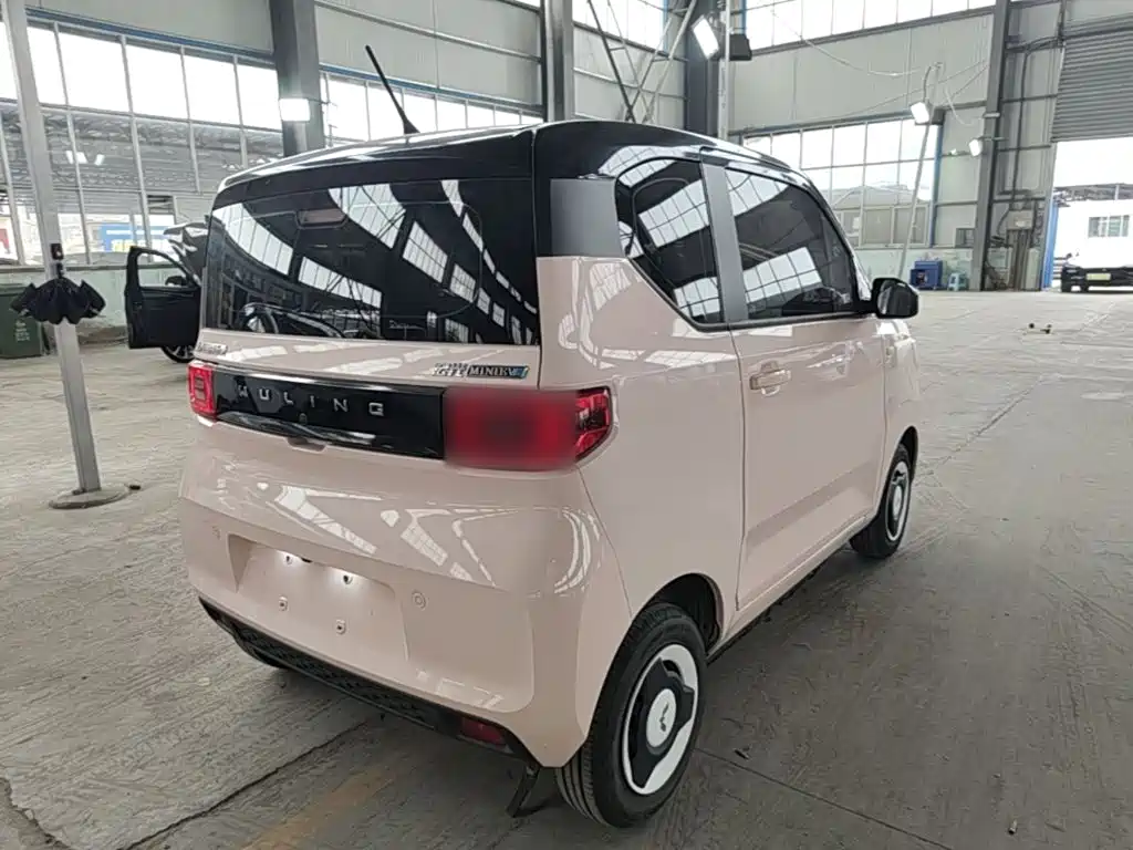 Wuling MINIEV — миниатюра 7