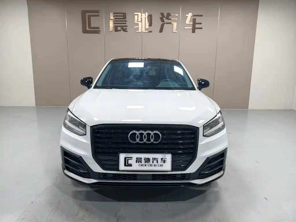 Audi Q2L — миниатюра 2