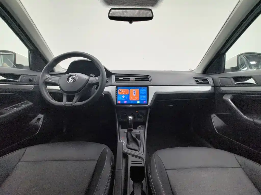 Volkswagen Lavida — миниатюра 5