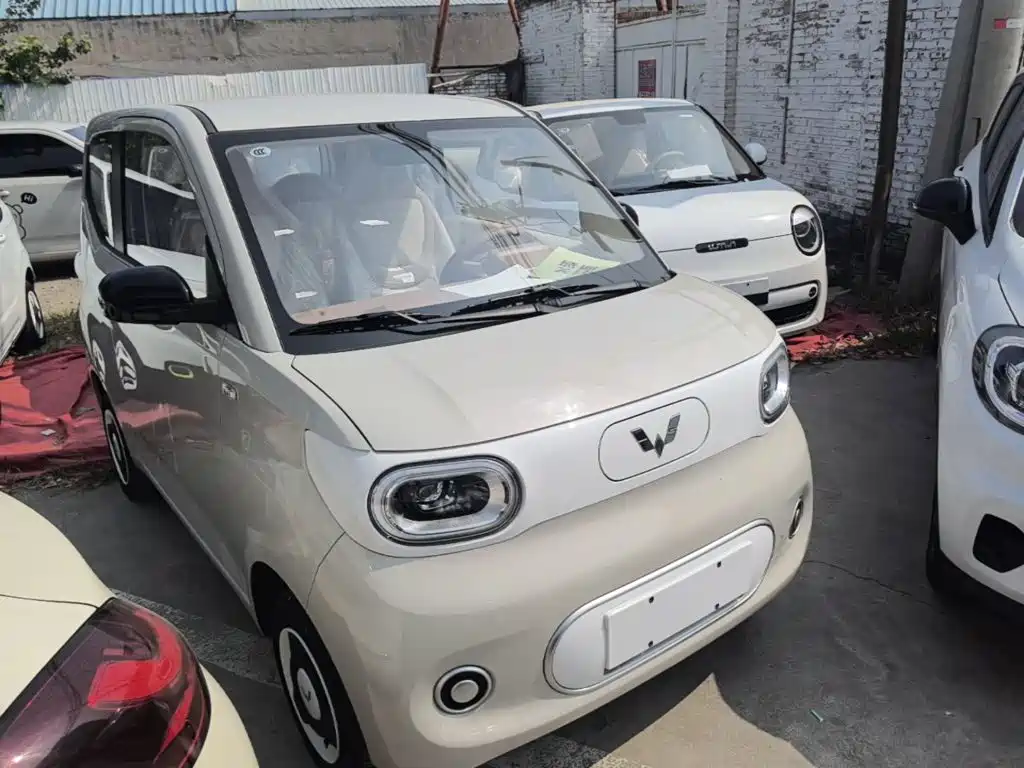 Wuling MINIEV — миниатюра 4
