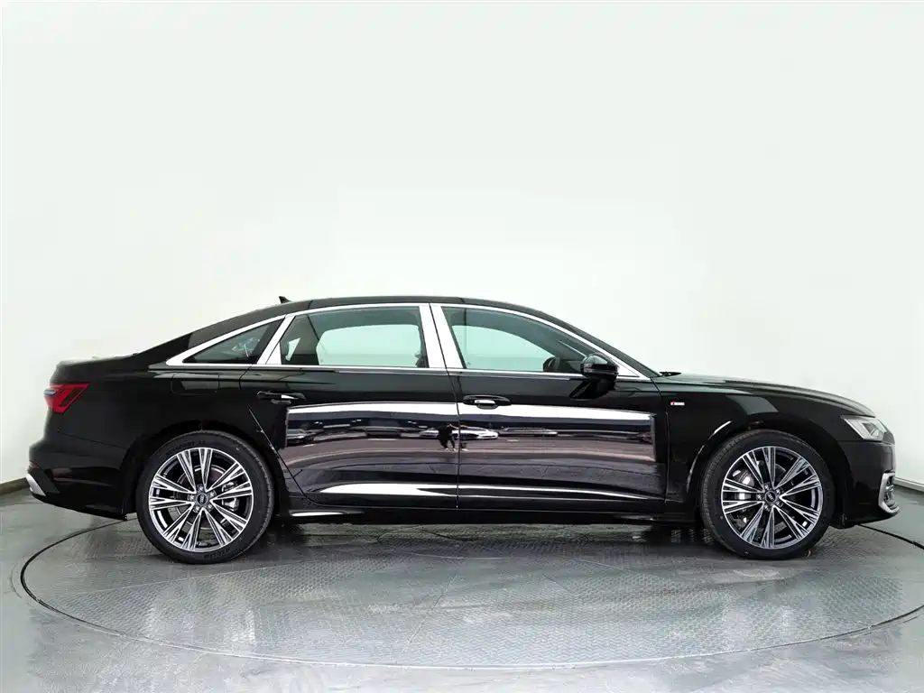 Audi A6L 2026 40 TFSI Luxury