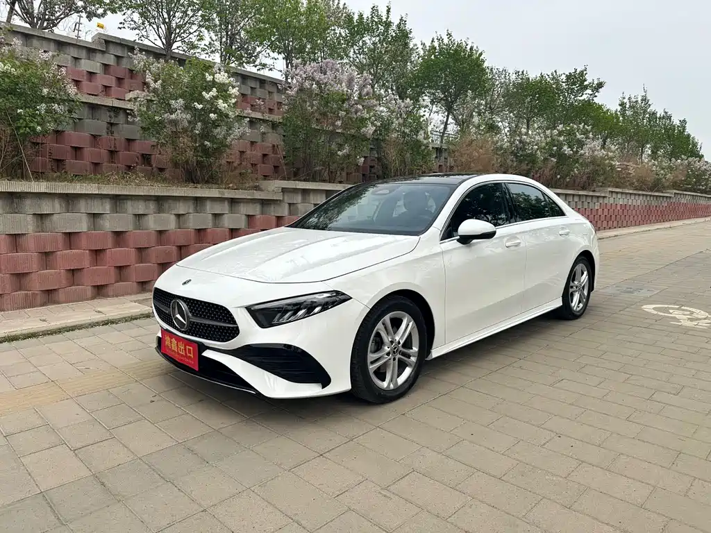 Mercedes-Benz A-Class 2023