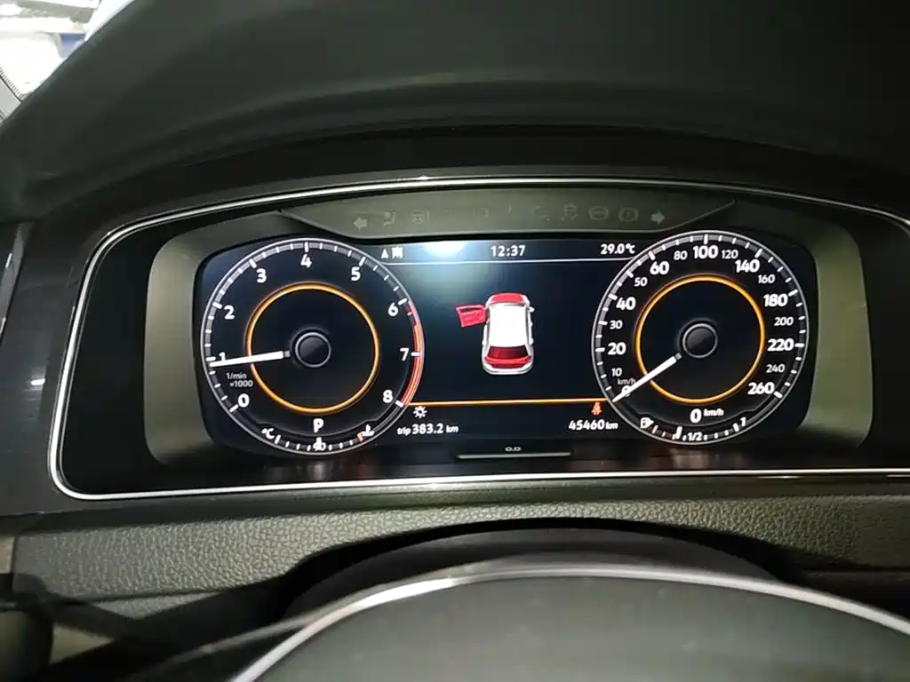 Volkswagen Golf — миниатюра 12