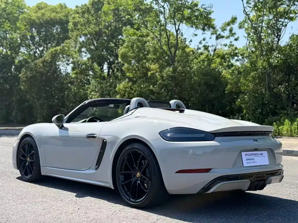 Porsche 718 2022 Spyder 2.0T