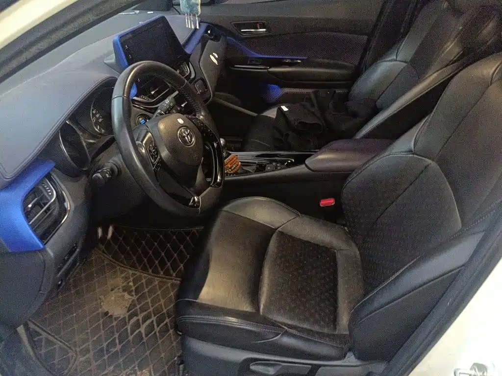 Toyota IZOA — миниатюра 11
