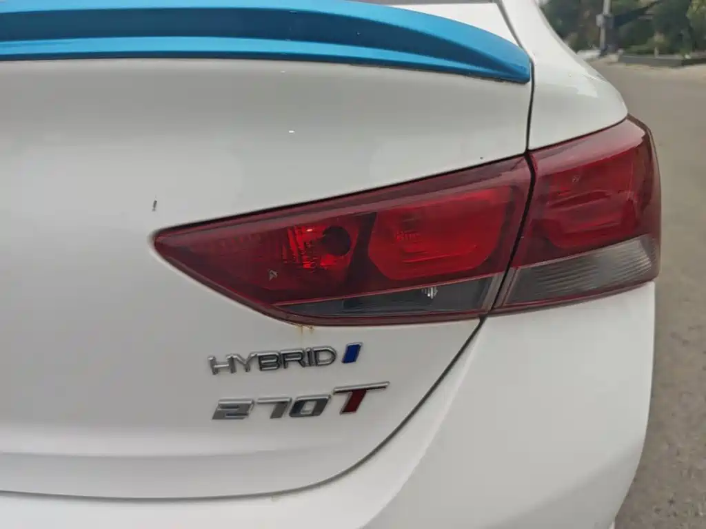 Hyundai Verna — миниатюра 8