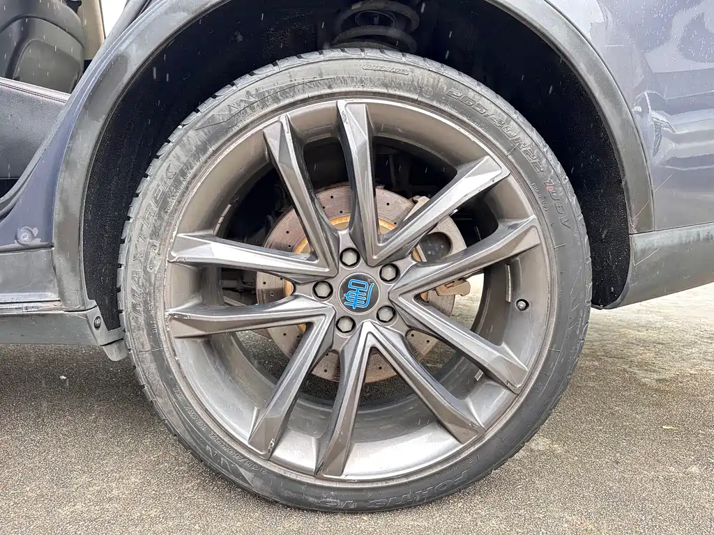 BYD Tang New Energy — миниатюра 20