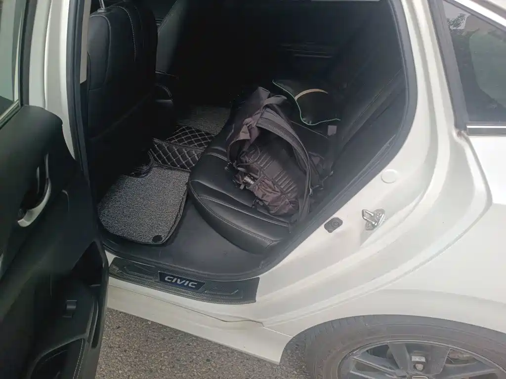 Honda Civic — миниатюра 13