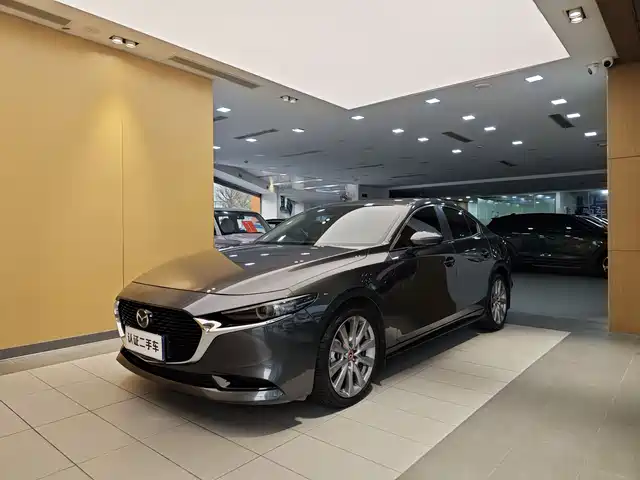 MAZDA 3 ANGKESAILA
