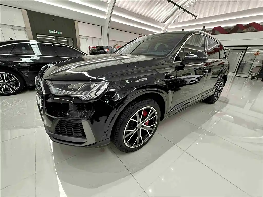 Audi Q7 2024