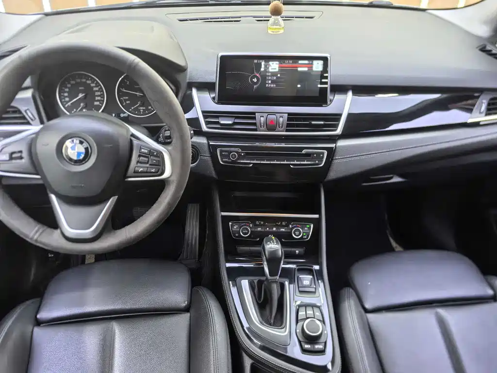 BMW 2 серии 2 2016 218i Sport