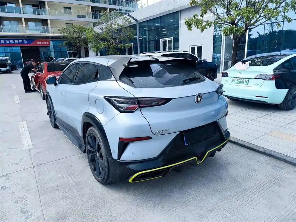 Changan UNI-T — миниатюра 9