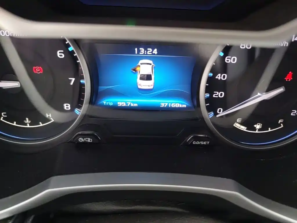 Geely Emgrand — миниатюра 17