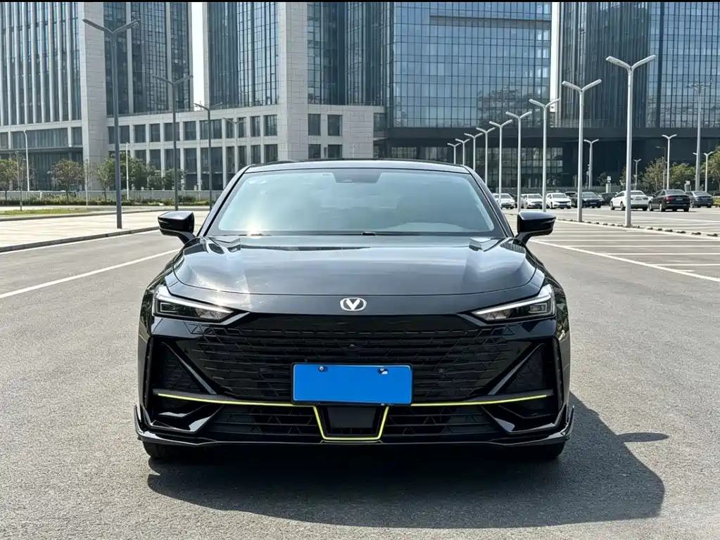 Changan UNI-V 2022 1.5T Sport