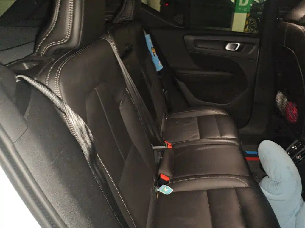 Volvo XC40 — миниатюра 18